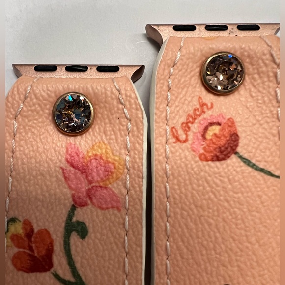 Coach Peachy Flowers Spark*l band for Apple Watch - Picture 3 of 5